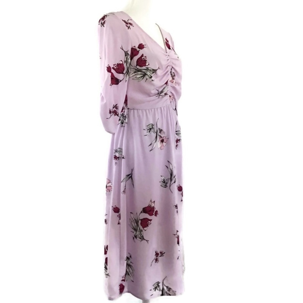 BOBEAU FLORAL LAVENDER RUCHED SLEEVE DRESS